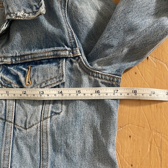 Levi’s denim jacket - Picture 11 of 13